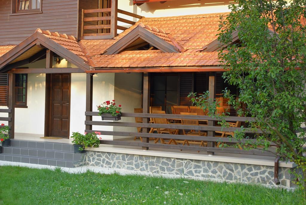 Casuta Cu Prieteni Cornu de Jos ห้อง รูปภาพ